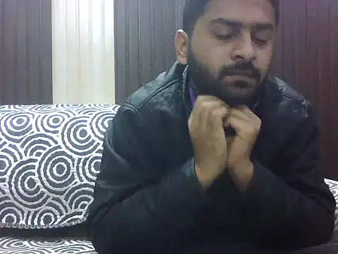 Snapshot of indihotguy chatting on February 15, 2026, 10:03 am indihotguy online show from February 15, 2026, 10:03 am