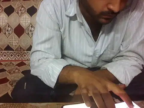Snapshot of indihotguy chatting on June 11, 2026, 2:33 am indihotguy online show from June 11, 2026, 2:33 am