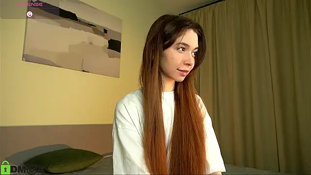 Snapshot of LittleOriana chatting on December 31, 2024, 5:22 am LittleOriana online show from December 31, 2024, 5:22 am
