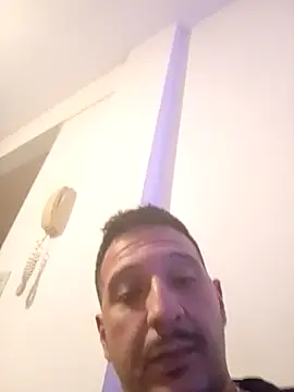 arigmz online show from April 29, 2026, 10:49 pm