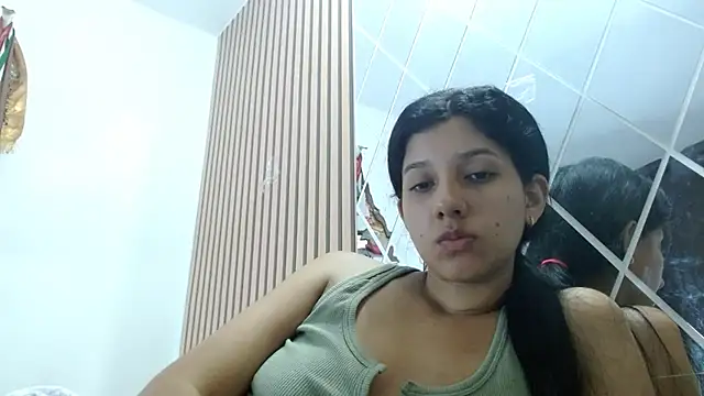 emmariders2 online show from February 25, 2025, 5:52 am