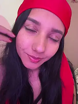 emmariders2 online show from November 9, 2025, 8:29 pm