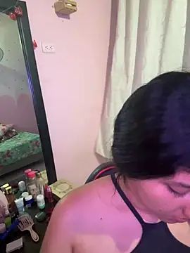 emmariders2 online show from November 21, 2025, 10:52 pm