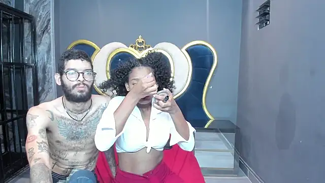 Snapshot of JenniferandBen chatting on January 8, 2025, 7:24 pm JenniferandBen online show from January 8, 2025, 7:24 pm