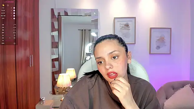 amelia cherry online show from March 13, 2025, 5:39 pm