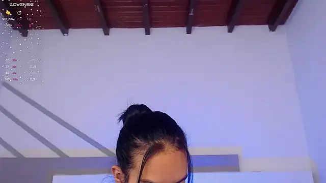 VenusEvans1 online show from January 13, 2025, 8:04 pm