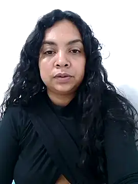 Brendabluee online show from March 23, 2025, 8:04 am