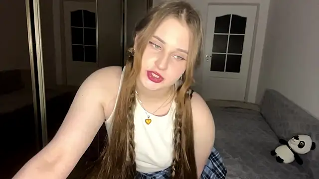 SelinaHope18 online show from January 12, 2025, 10:54 pm