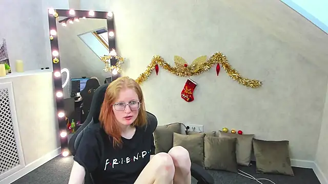 ElizabethHarpper online show from January 26, 2025, 4:41 am