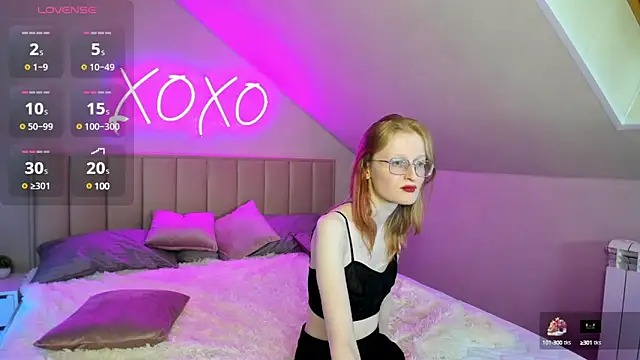 ElizabethHarpper online show from January 27, 2025, 2:13 pm