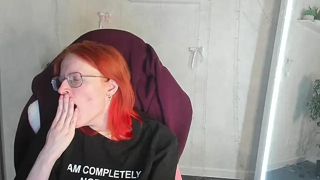 ElizabethHarpper online show from January 13, 2026, 1:22 am