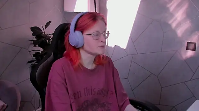 ElizabethHarpper online show from February 12, 2026, 9:15 am