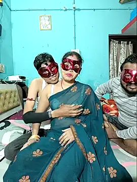 Snapshot of Hot_purva chatting on February 24, 2025, 5:09 pm Hot purva online show from February 24, 2025, 5:09 pm