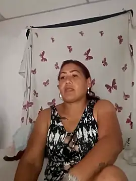 Snapshot of Abigail_BigTits chatting on January 13, 2025, 6:16 am Abigail BigTits online show from January 13, 2025, 6:16 am