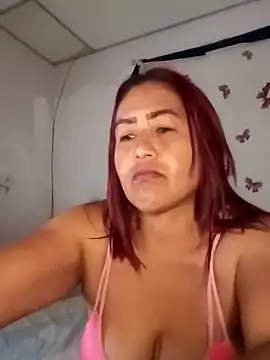 Snapshot of Abigail_BigTits chatting on January 26, 2025, 5:56 am Abigail BigTits online show from January 26, 2025, 5:56 am