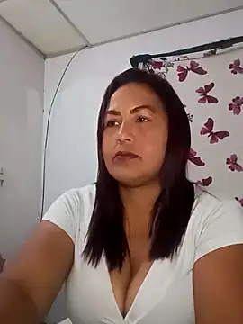 Snapshot of Abigail_BigTits chatting on March 7, 2025, 3:08 am Abigail BigTits online show from March 7, 2025, 3:08 am