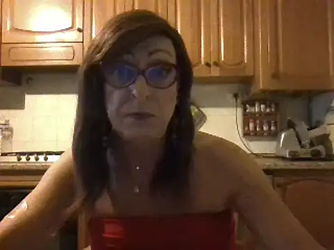 Tiabet online show from November 10, 2025, 9:03 pm