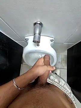 Snapshot of MALIK-PARVATI chatting on November 23, 2025, 5:57 pm MALIK-PARVATI online show from November 23, 2025, 5:57 pm