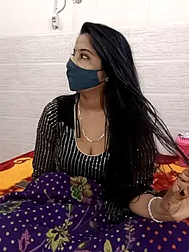 Snapshot of Best-Couple chatting on January 18, 2026, 5:44 am Best-Couple online show from January 18, 2026, 5:44 am