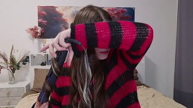 Nellie Medina online show from October 30, 2025, 8:20 pm