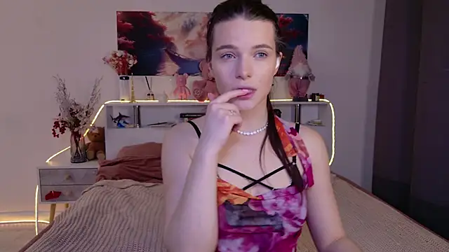 Nellie Medina online show from March 20, 2026, 5:07 pm