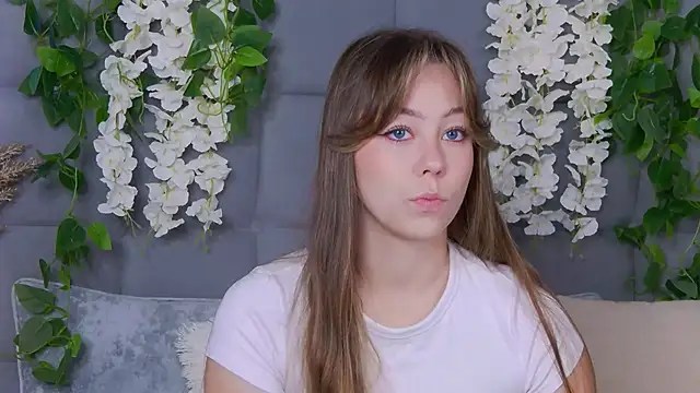 TheEmma online show from October 17, 2025, 5:54 am