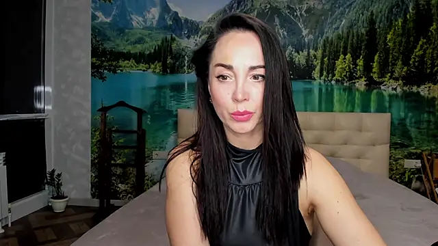 Monica Weiss online show from March 19, 2025, 6:01 pm