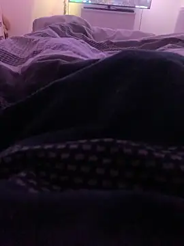 Finni04055 online show from December 28, 2024, 11:05 pm