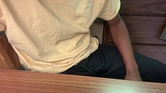 Snapshot of cumfull432 chatting on February 5, 2025, 4:36 pm cumfull432 online show from February 5, 2025, 4:36 pm