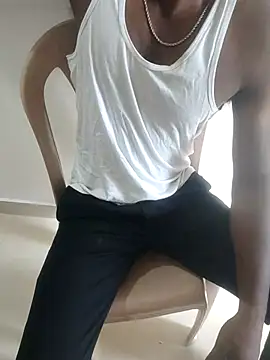 Snapshot of hot_boy_dic chatting on February 15, 2025, 9:27 am hot boy dic online show from February 15, 2025, 9:27 am