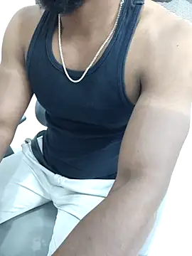 Snapshot of hot_boy_dic chatting on November 21, 2025, 2:05 pm hot boy dic online show from November 21, 2025, 2:05 pm