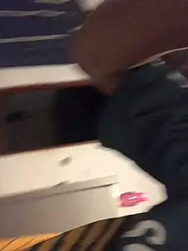 Snapshot of MKbesxxx chatting on October 12, 2025, 8:52 pm MKbesxxx online show from October 12, 2025, 8:52 pm