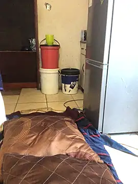 MKbesxxx online show from April 27, 2026, 5:49 am