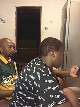 MKbesxxx online show from April 27, 2026, 7:45 pm