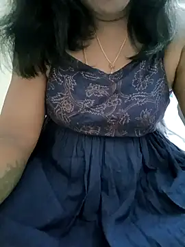 Tamil Vishalini online show from September 26, 2025, 9:02 am