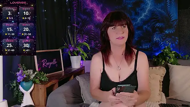 roxyyyrose online show from July 26, 2026, 9:32 pm