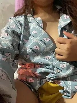 Snapshot of feng-a chatting on January 5, 2025, 8:31 pm feng-a online show from January 5, 2025, 8:31 pm