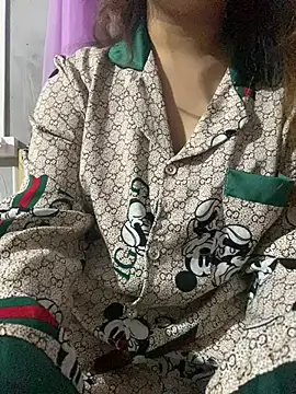 Snapshot of feng-a chatting on January 7, 2025, 3:23 pm feng-a online show from January 7, 2025, 3:23 pm