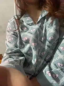 Snapshot of feng-a chatting on January 11, 2025, 11:02 am feng-a online show from January 11, 2025, 11:02 am