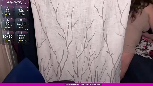 Snapshot of mamifresita chatting on March 21, 2026, 12:32 pm mamifresita online show from March 21, 2026, 12:32 pm