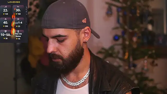 HairyRobxxx online show from December 17, 2025, 4:13 pm