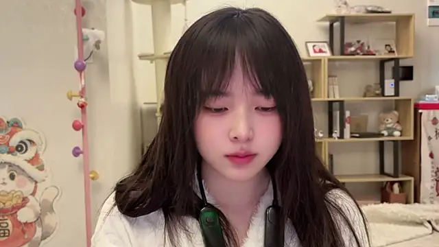 Chenjing0 online show from February 7, 2026, 4:27 am