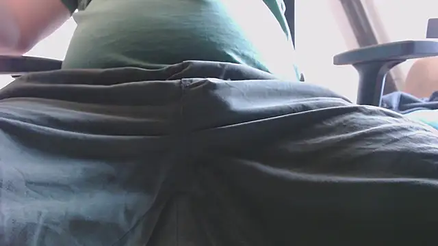 Snapshot of calypsohot chatting on July 9, 2026, 7:56 am calypsohot online show from July 9, 2026, 7:56 am
