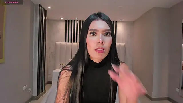 Snapshot of NiaSalvatore chatting on February 26, 2025, 11:26 pm NiaSalvatore online show from February 26, 2025, 11:26 pm