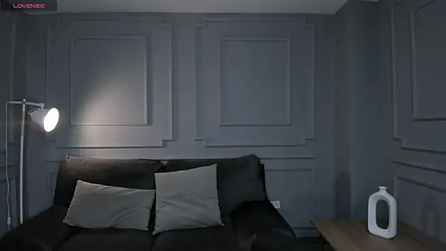 Snapshot of NiaSalvatore chatting on March 6, 2025, 7:10 pm NiaSalvatore online show from March 6, 2025, 7:10 pm