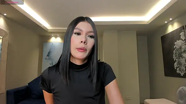 Snapshot of NiaSalvatore chatting on October 9, 2025, 6:50 pm NiaSalvatore online show from October 9, 2025, 6:50 pm