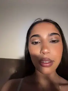 miaceleste online show from April 23, 2026, 10:34 pm