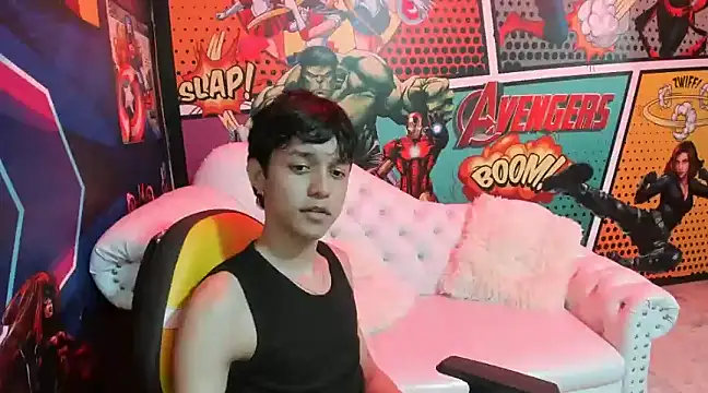 Snapshot of jisuscat chatting on January 6, 2025, 12:48 am jisuscat online show from January 6, 2025, 12:48 am