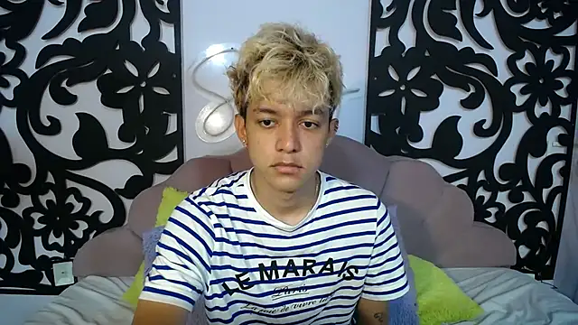 Snapshot of jisuscat chatting on September 18, 2025, 3:14 pm jisuscat online show from September 18, 2025, 3:14 pm