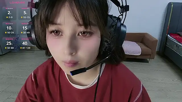 Lucky-xiuxiu online show from September 13, 2025, 3:12 pm